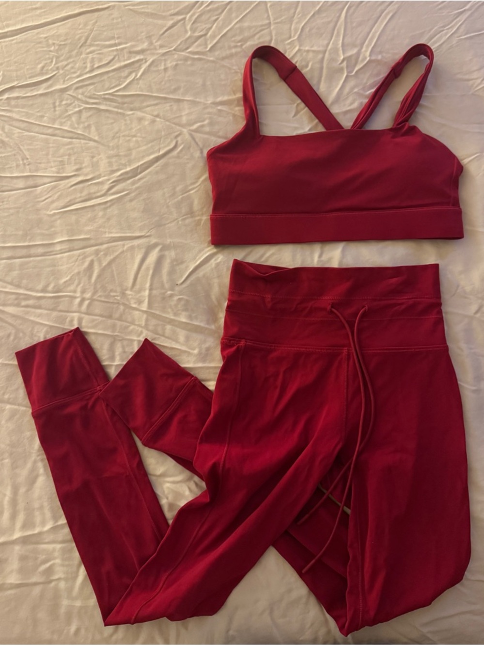 SOLD Vuori Strawberry Red Daily Form Leggings and Sports Bra - Size XS
